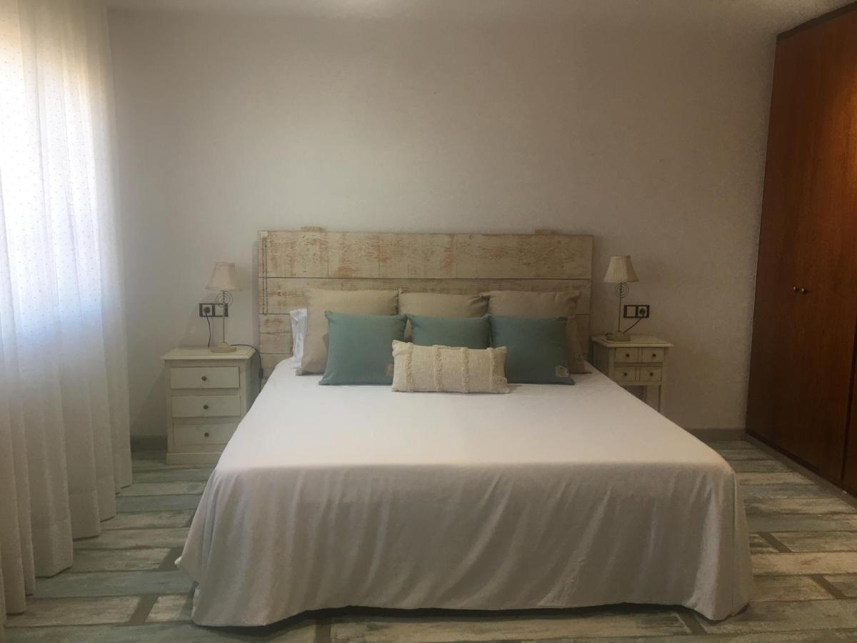 Holiday home Piscina De Sal Barbacoa Wifi, Parking Gratis, 3 Min Pga Casa El Roble *