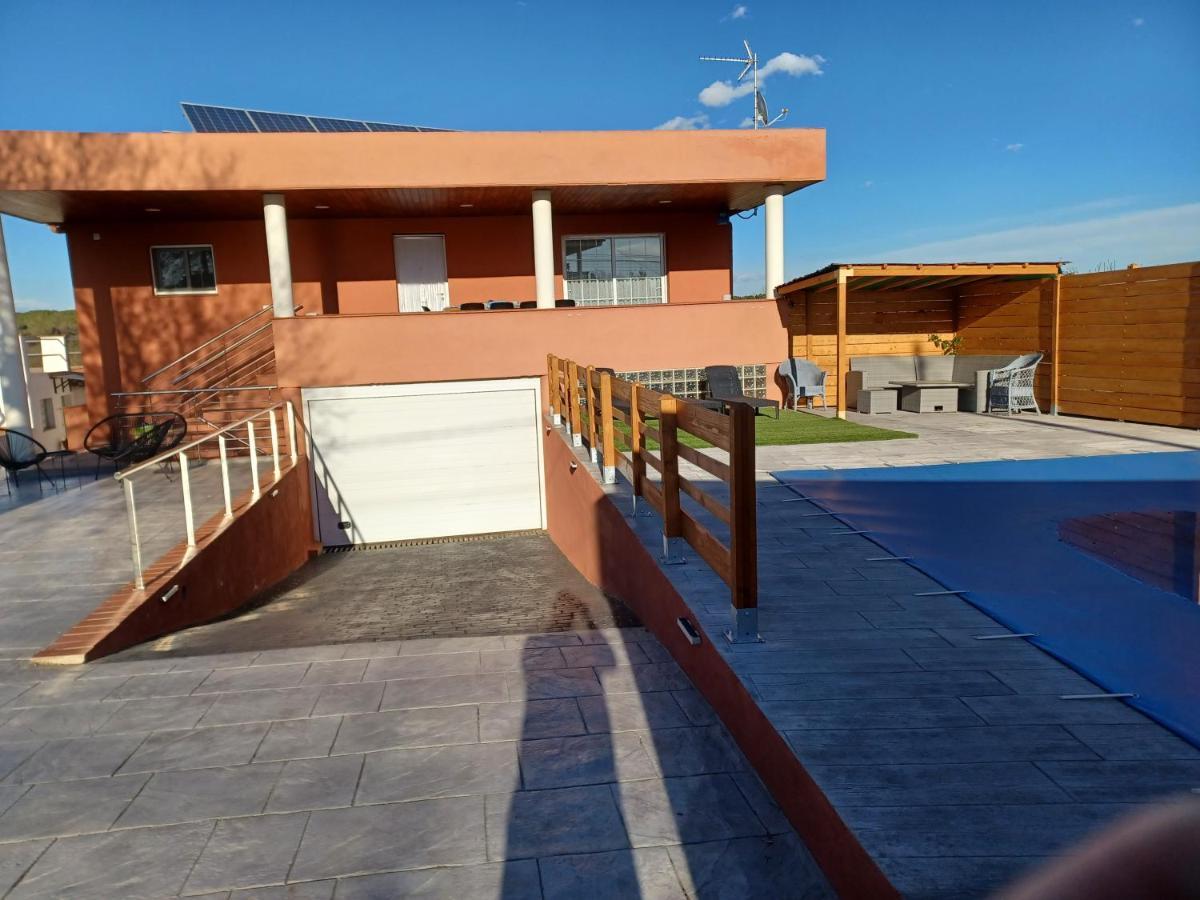 Piscina De Sal Barbacoa Wifi, Parking Gratis, 3 Min Pga Casa El Roble Holiday home