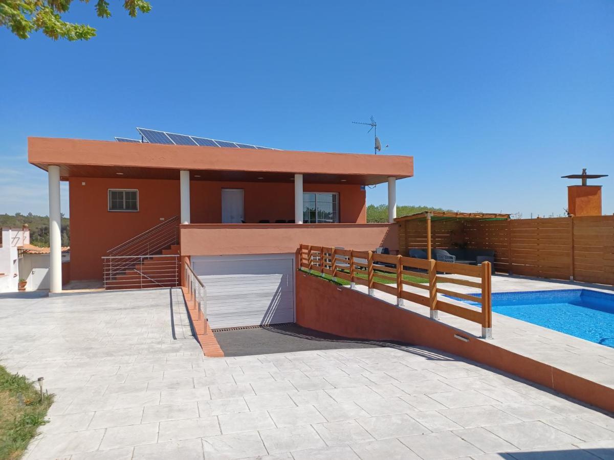 Piscina De Sal Barbacoa Wifi, Parking Gratis, 3 Min Pga Casa El Roble Holiday home *