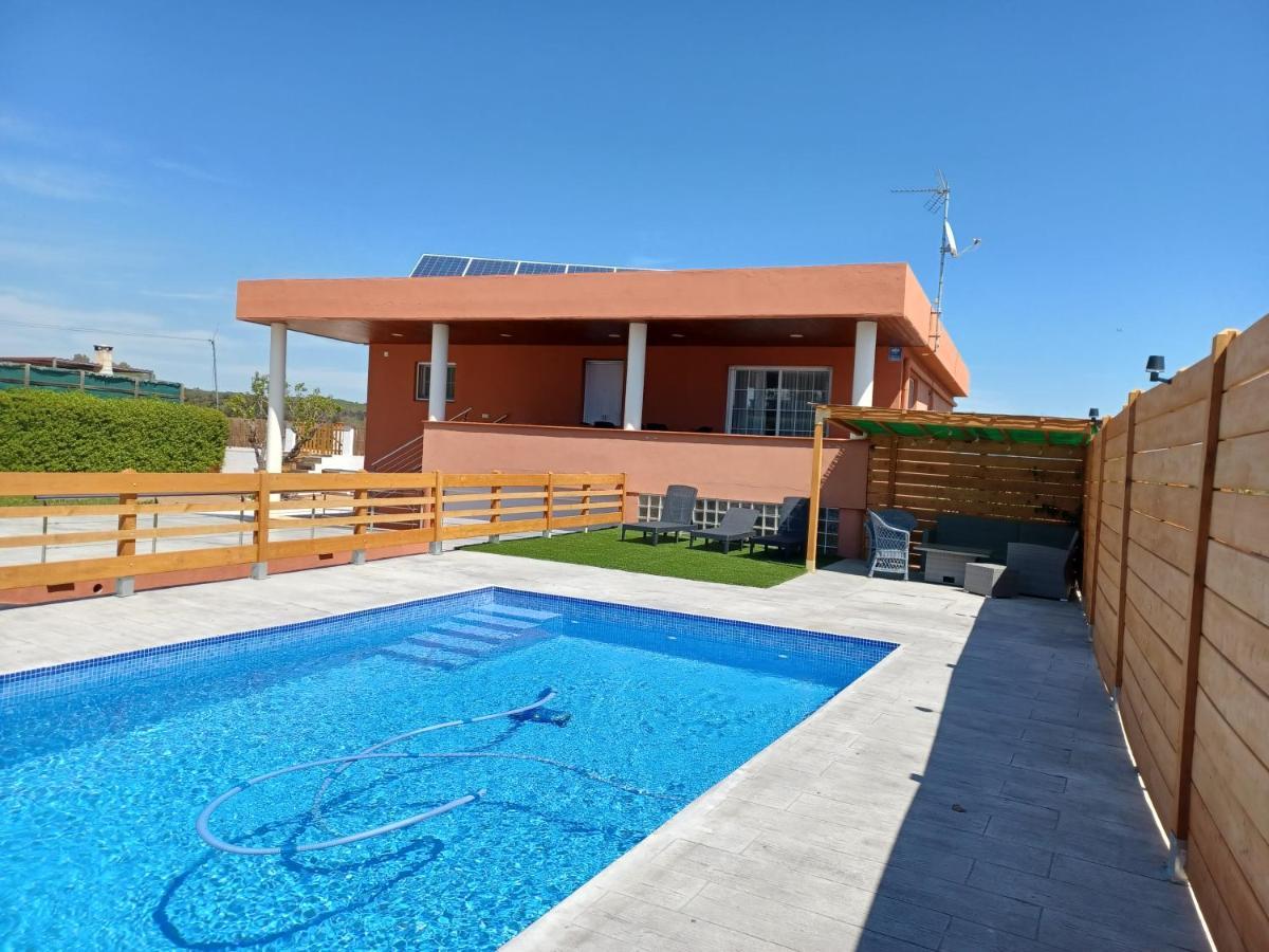 Piscina De Sal Barbacoa Wifi, Parking Gratis, 3 Min Pga Casa El Roble Holiday home